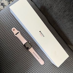 Apple Watch Series 3 + GPS & Cellular